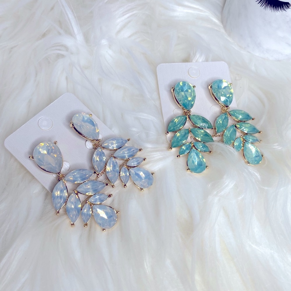 Leaf drop earrings - Picture 3 of 3